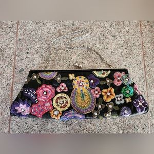 Beautiful Satin 👛 Embroidered Floral Sequin Evening Clutch Bag Black EUC $26